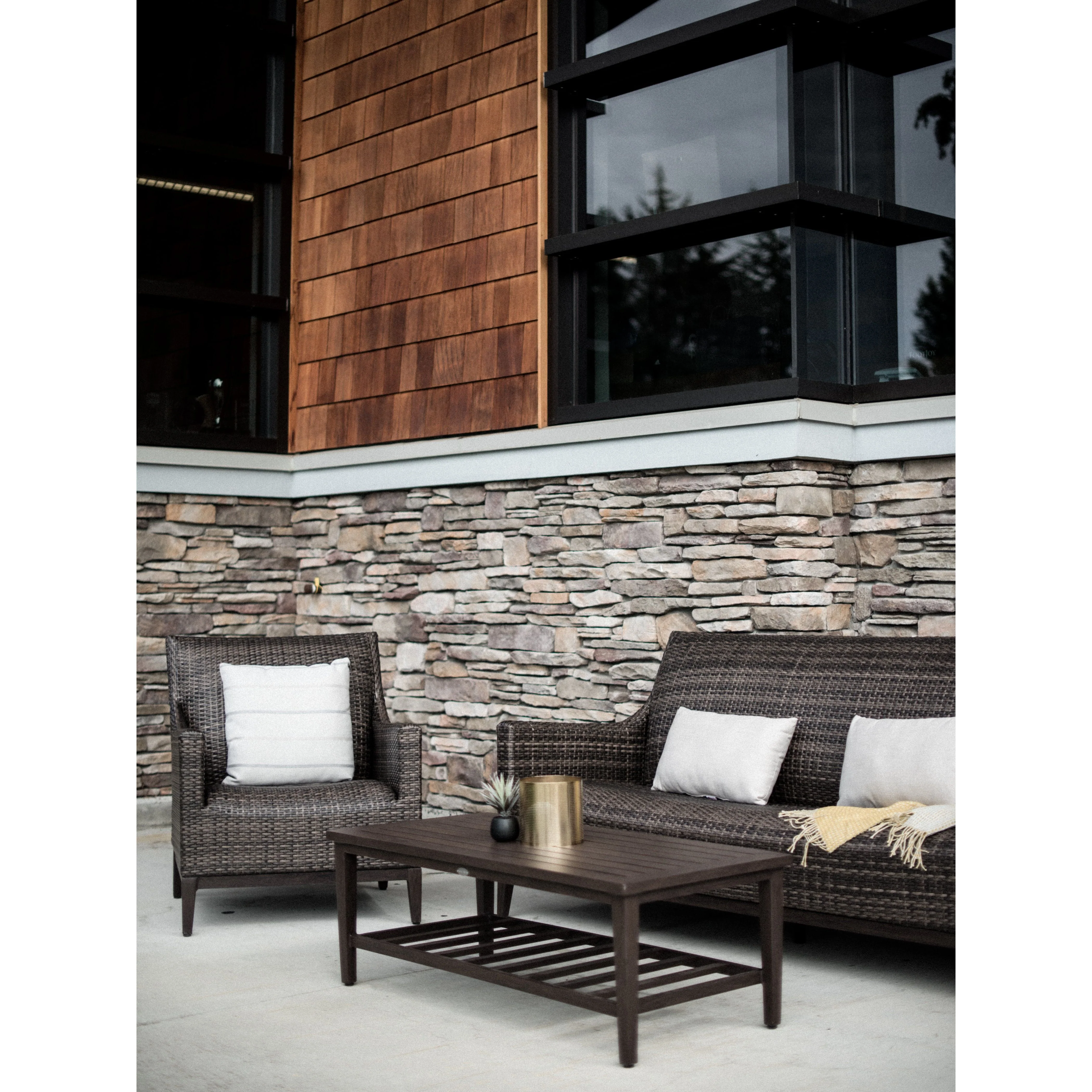 Biltmore Coffee Table - Image 2