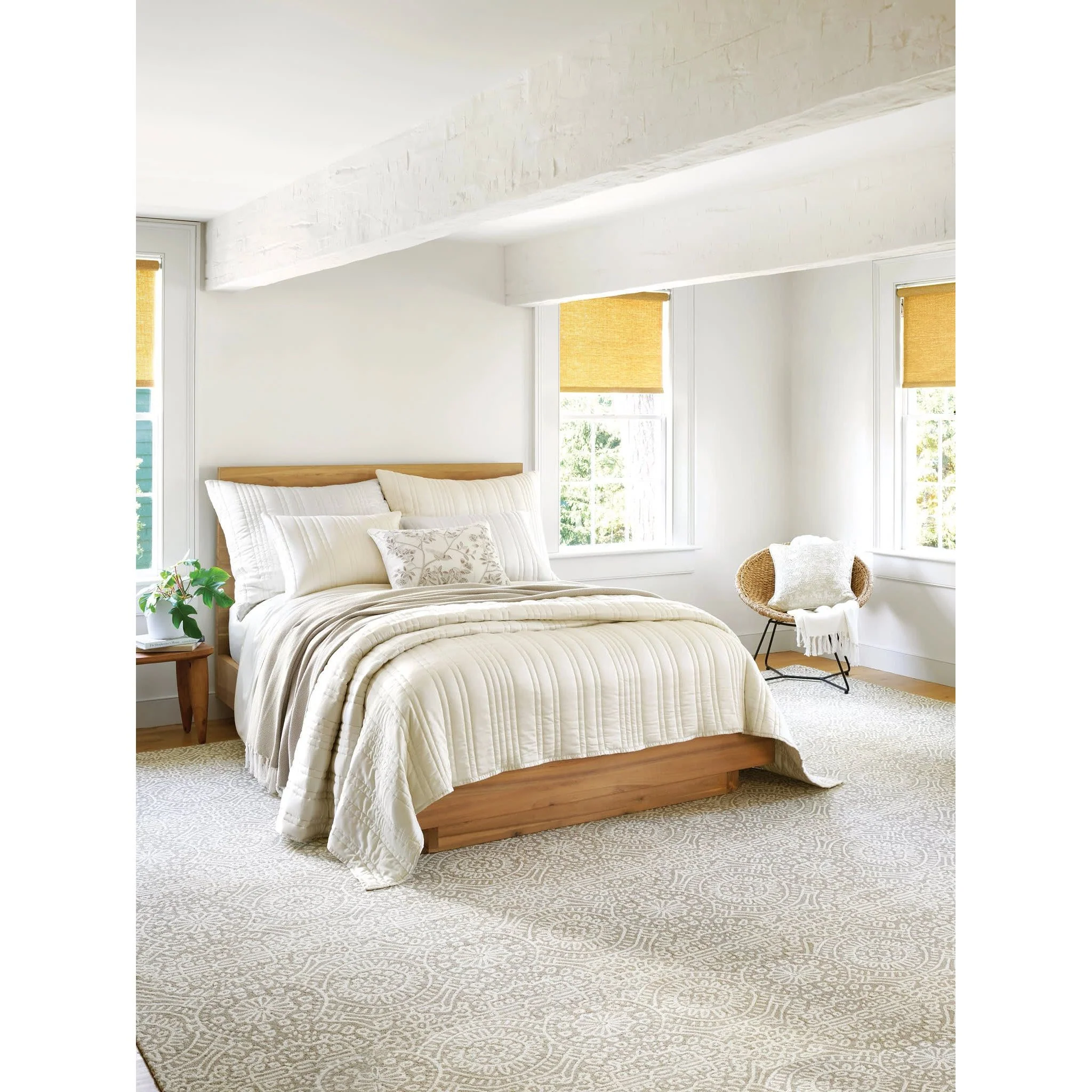 Blissful Bamboo Quilt | Pearl/Silver - Image 2