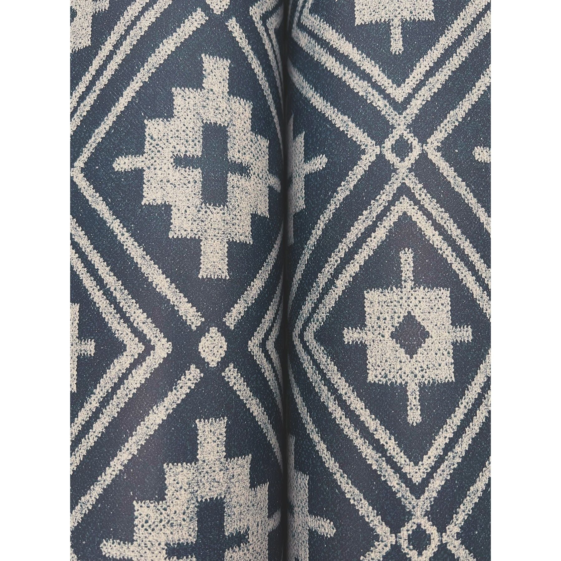 Camp Blanket Wallpaper - Image 3