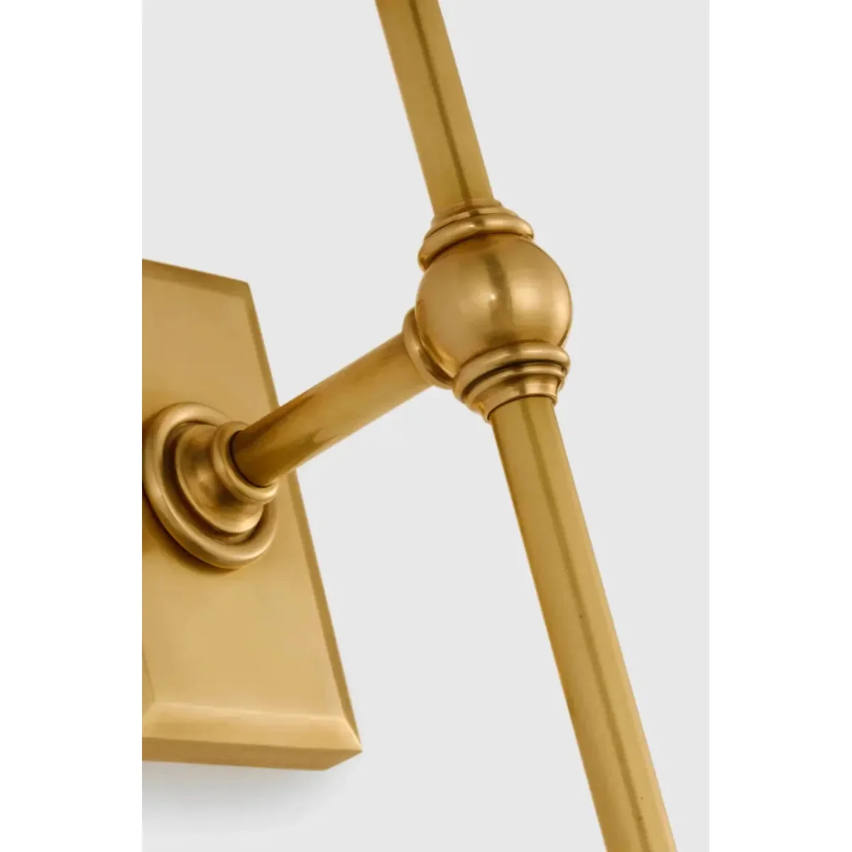 Classic Tail Sconce - Image 4