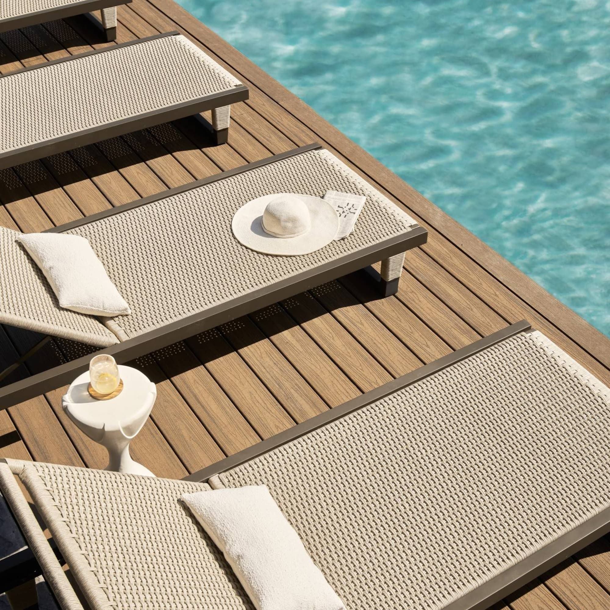 Daytona Outdoor Chaise - Image 3