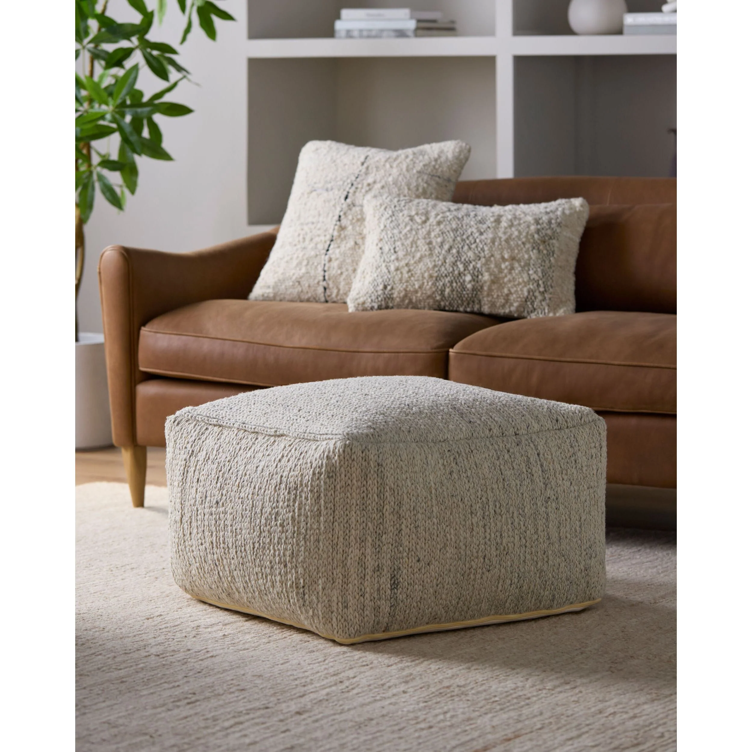 Derby Pouf - Image 6