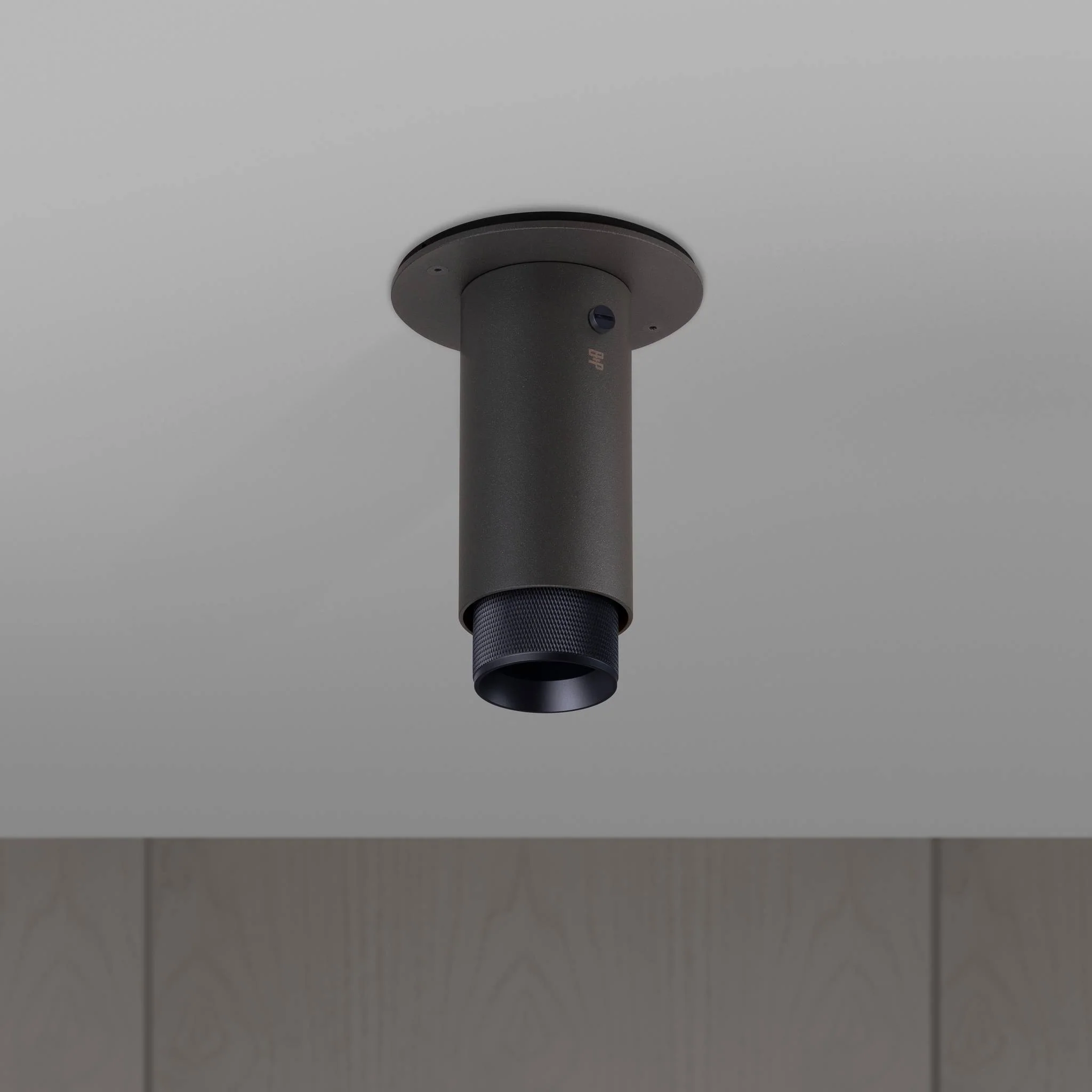 Exhaust Surface / Cross / Graphite - Image 2