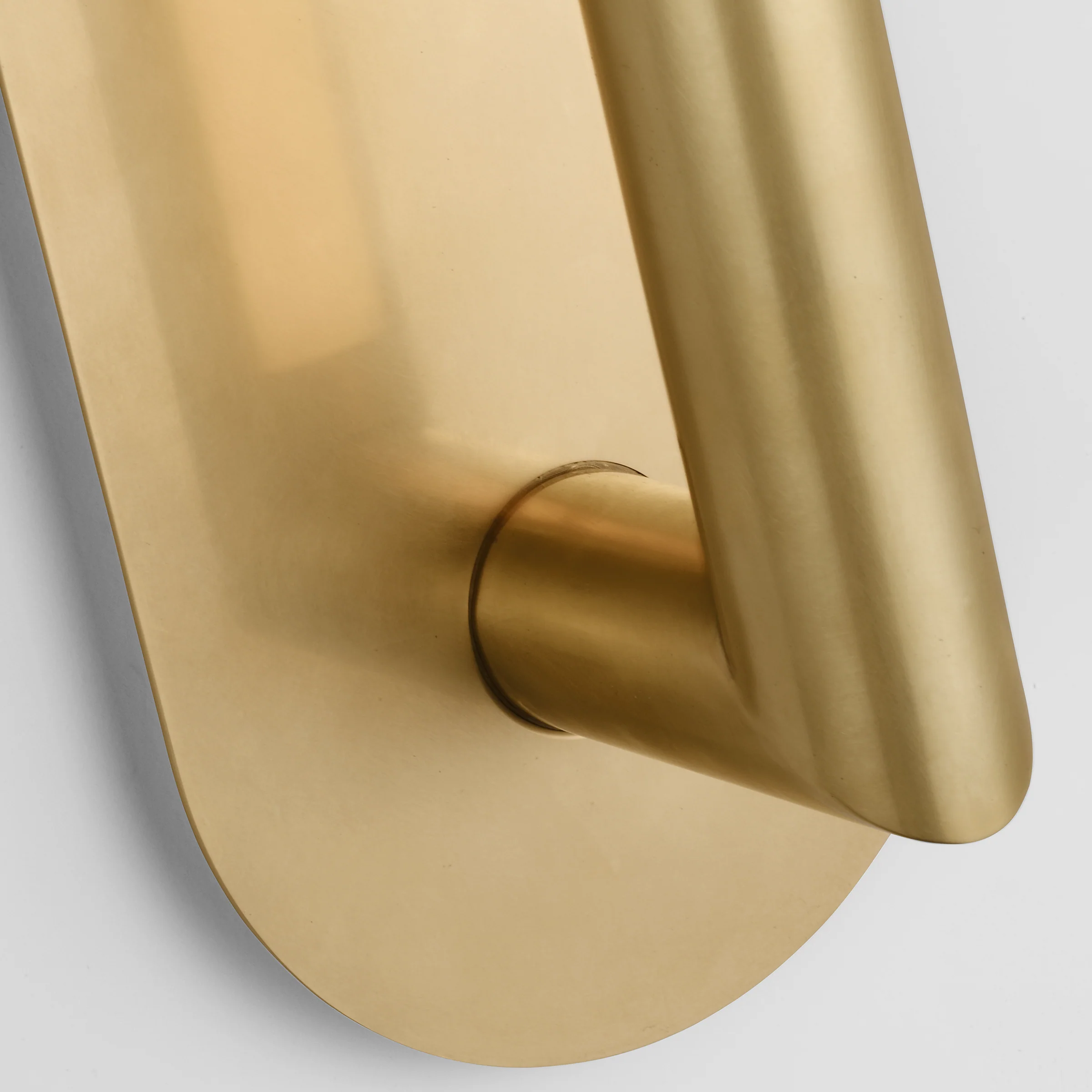 Fielle Medium Sconce - Image 2
