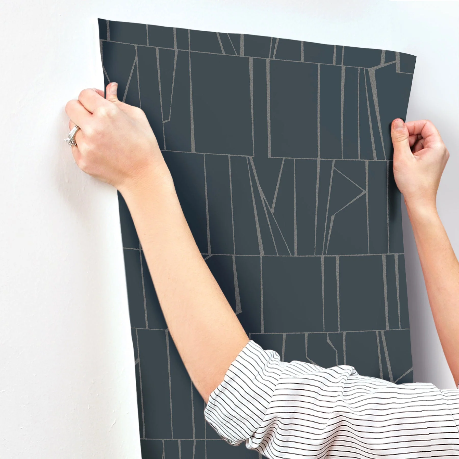 Huntington Geometric Stripe Wallpaper - Image 19