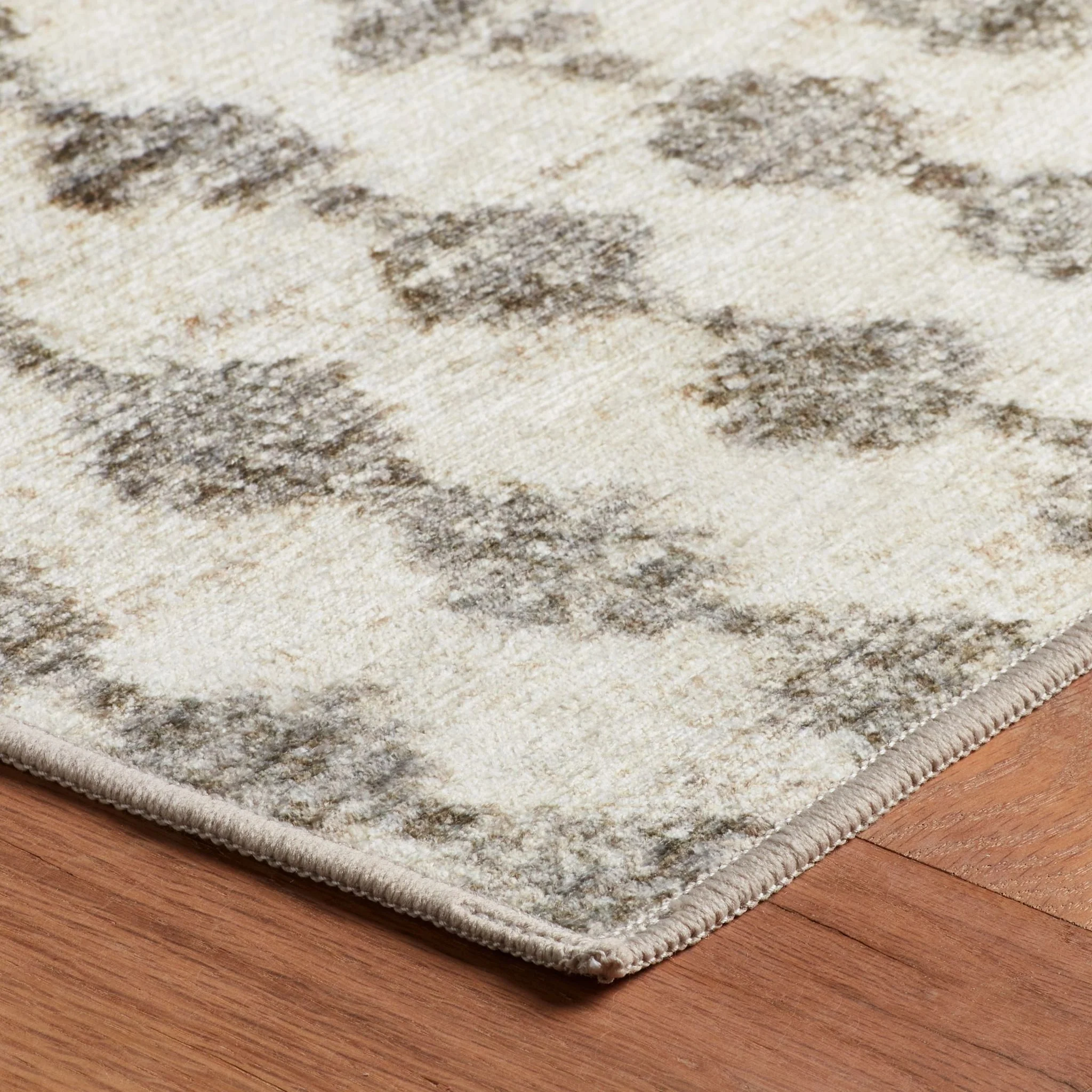 Izzy Grey Machine Washable Rug - Image 3