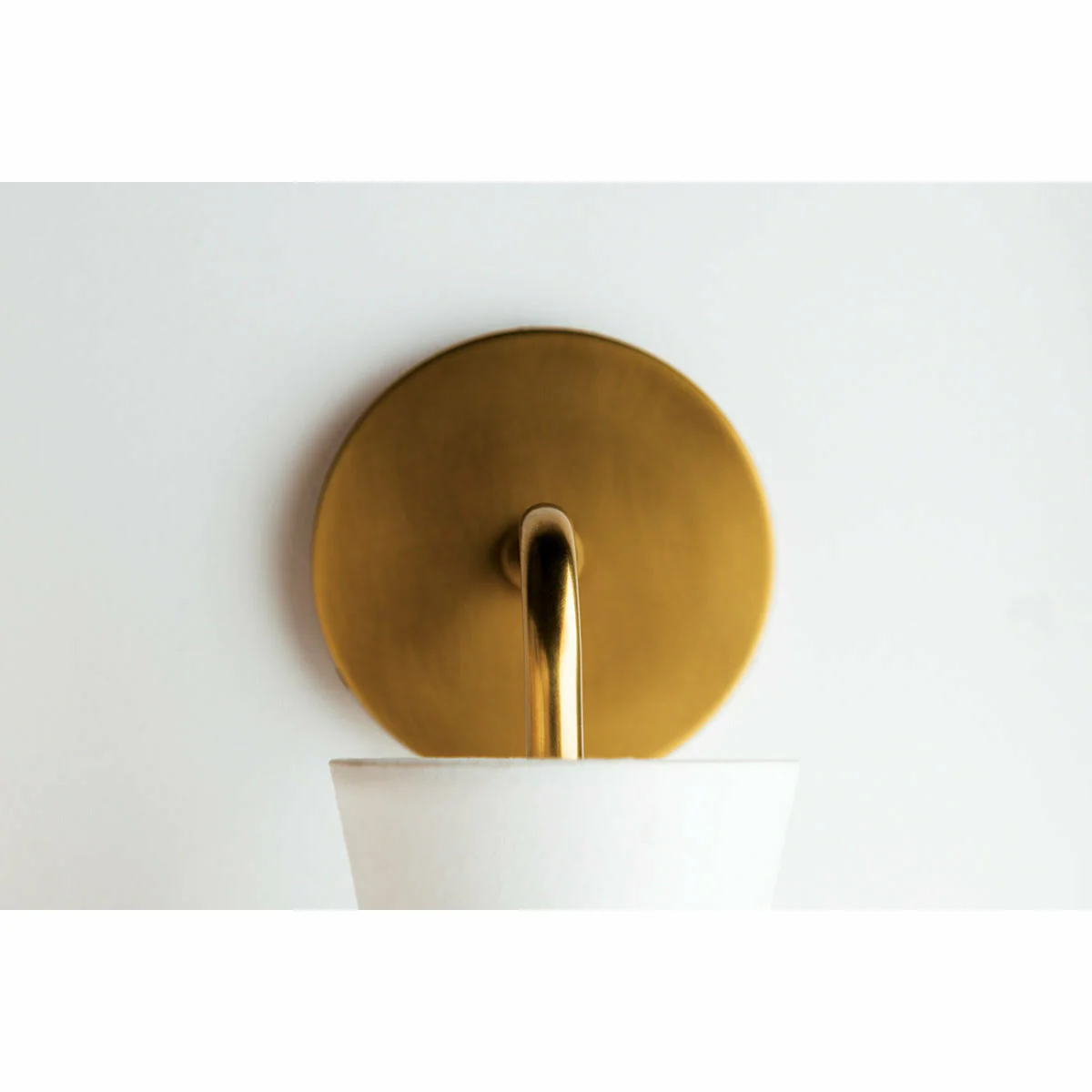 Julia Sconce - Image 3