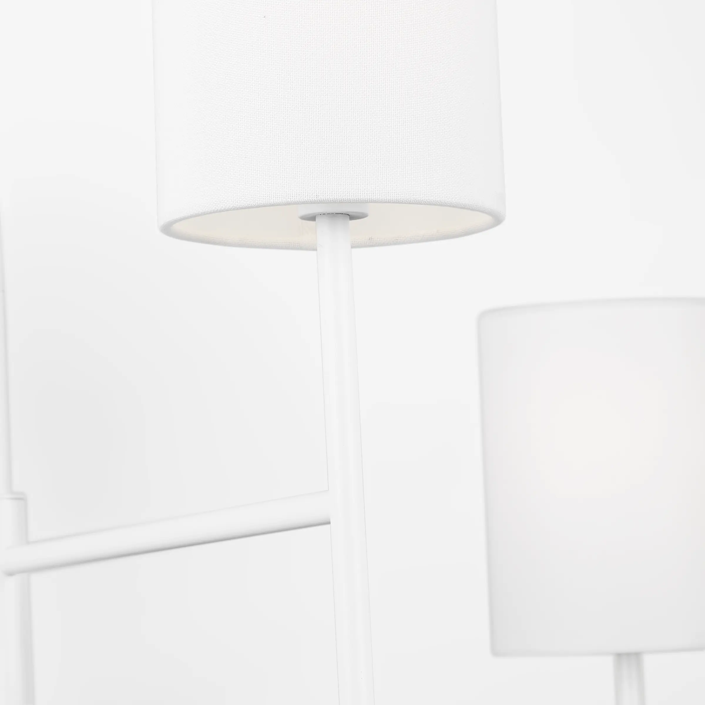 Key Medium Chandelier - Image 6