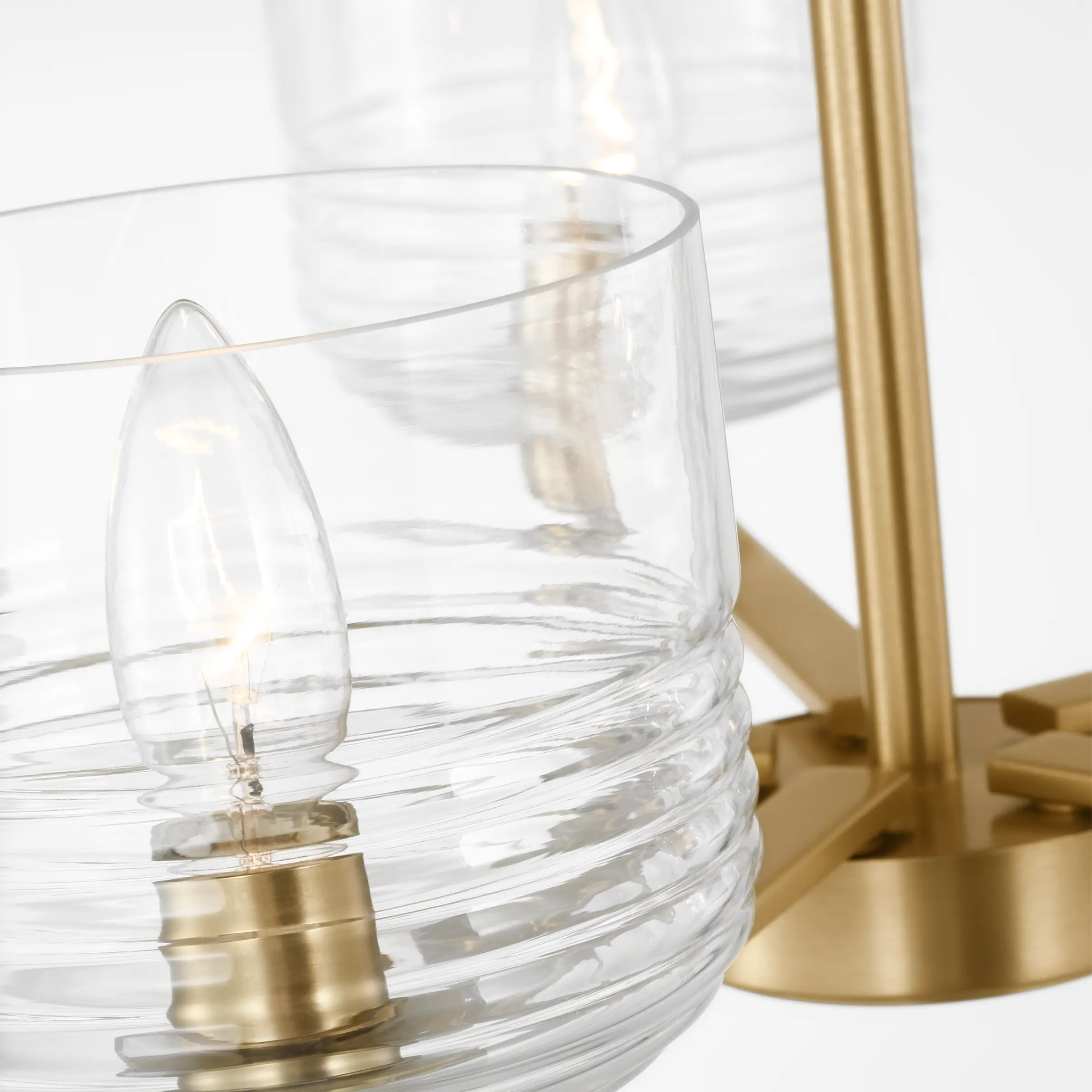 Lochdale Medium Chandelier - Image 10