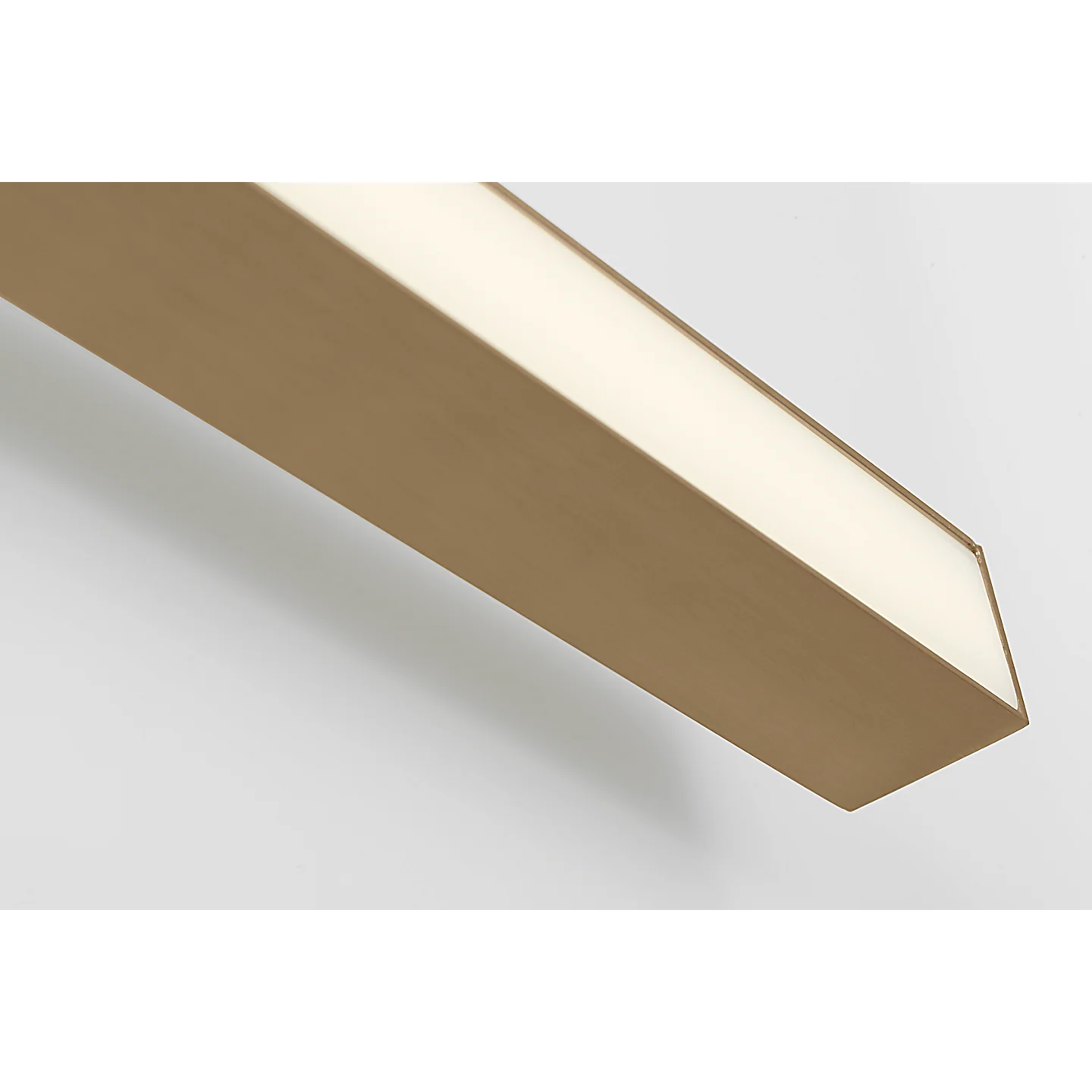 Marque Led Vanity - Image 41