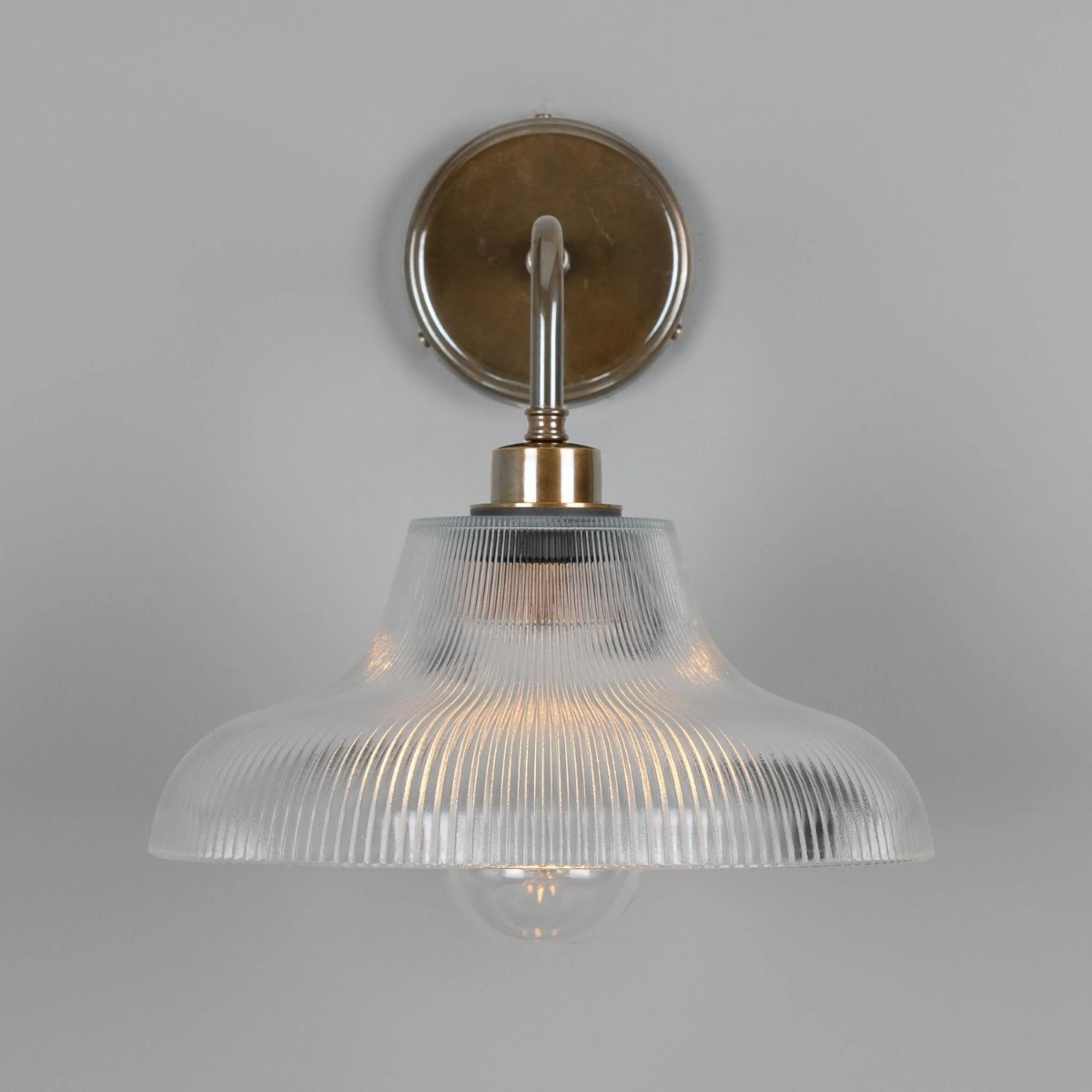 Mono Vintage Railway Bathroom Wall Light - Image 2