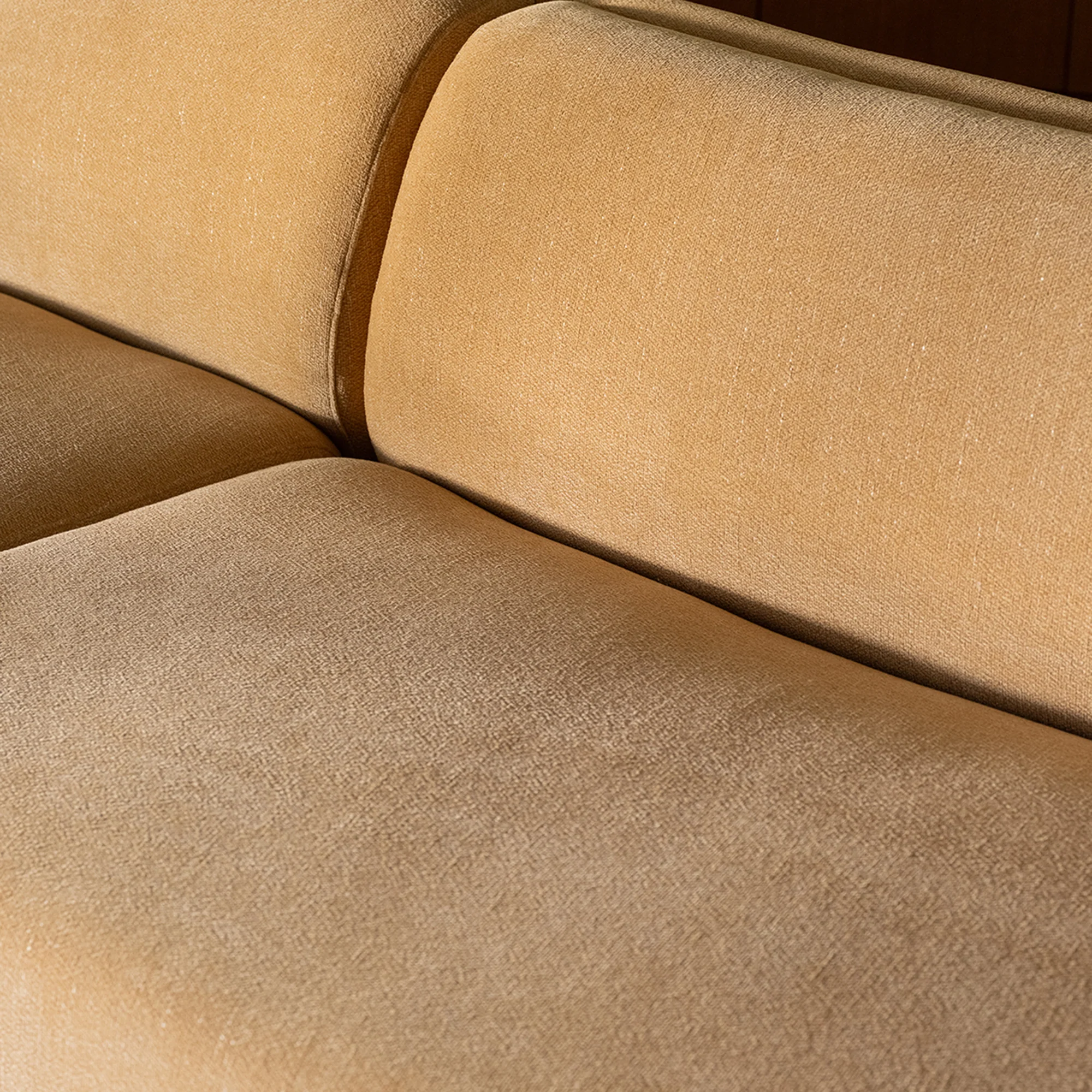 Naomi Concave Sofa - Image 17