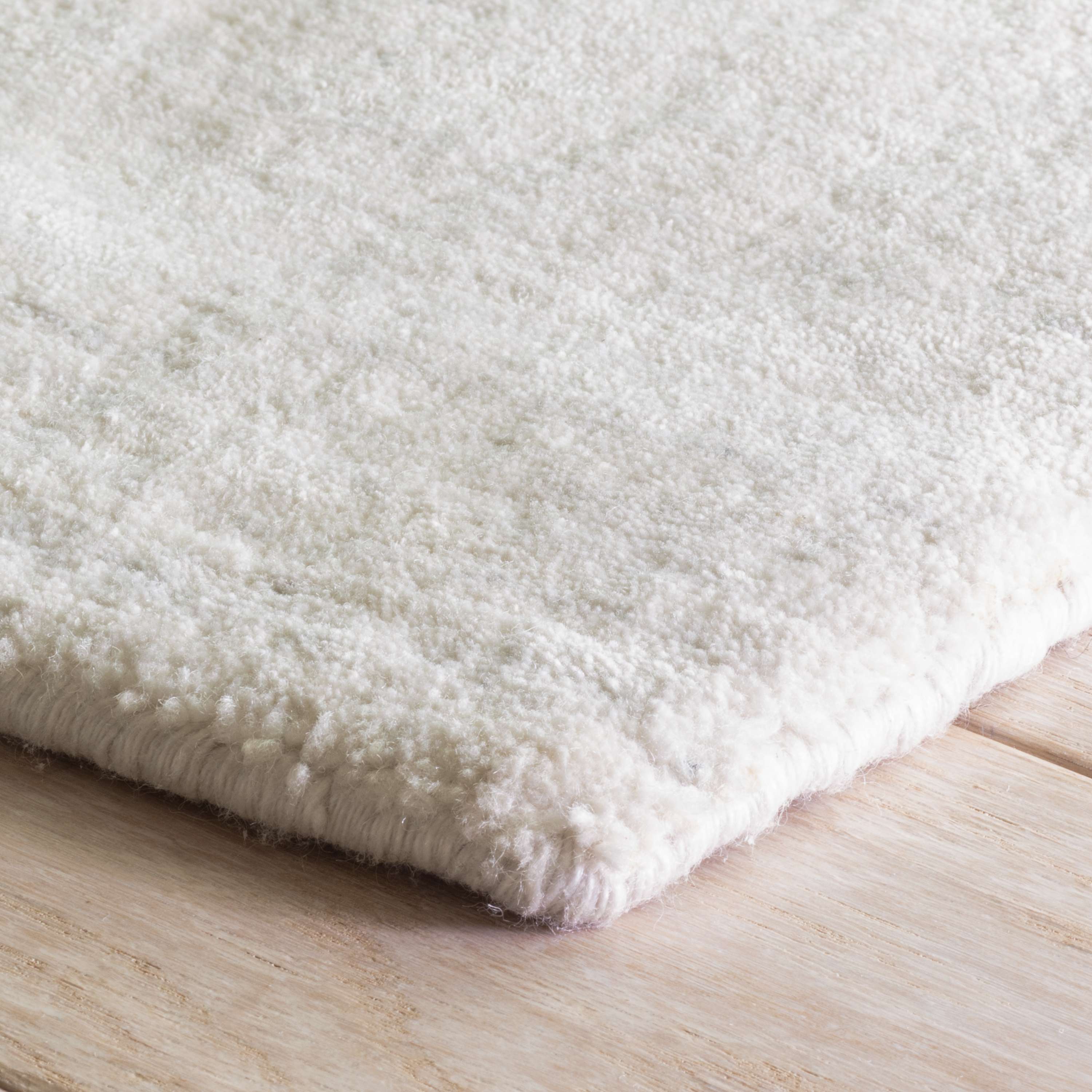 Nordic White Loom Knotted Rug - Image 3