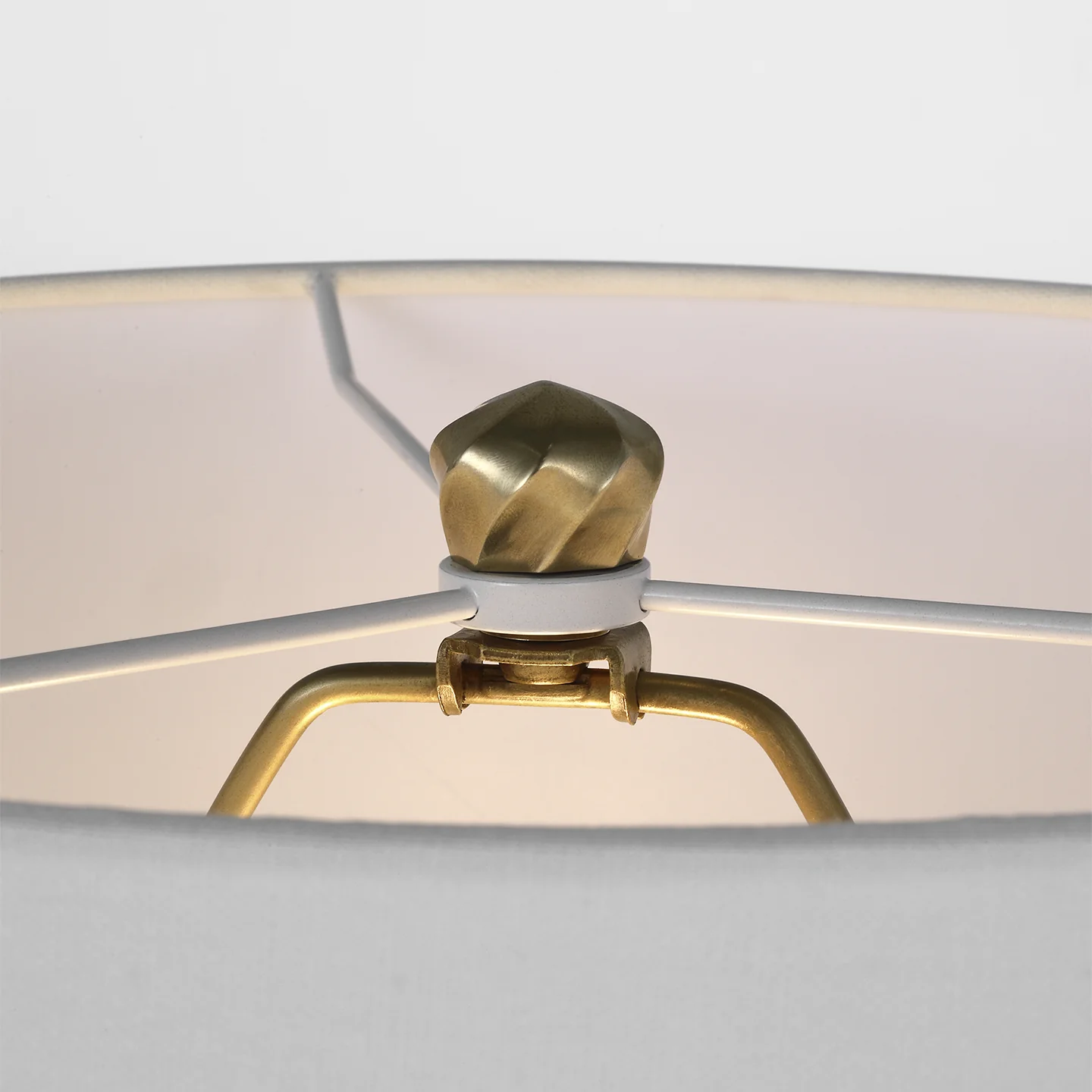 Ripley 25" Torsade Table Lamp - Image 4