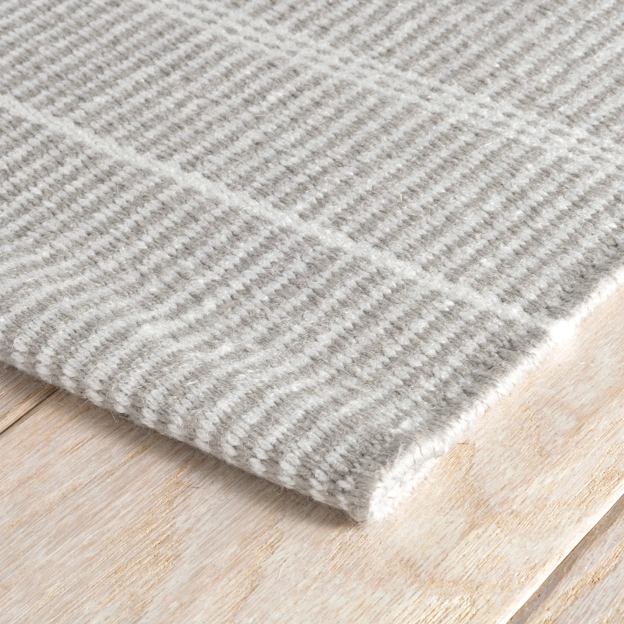 Samson Grey Handwoven Indoor/Outdoor Rug - Image 4