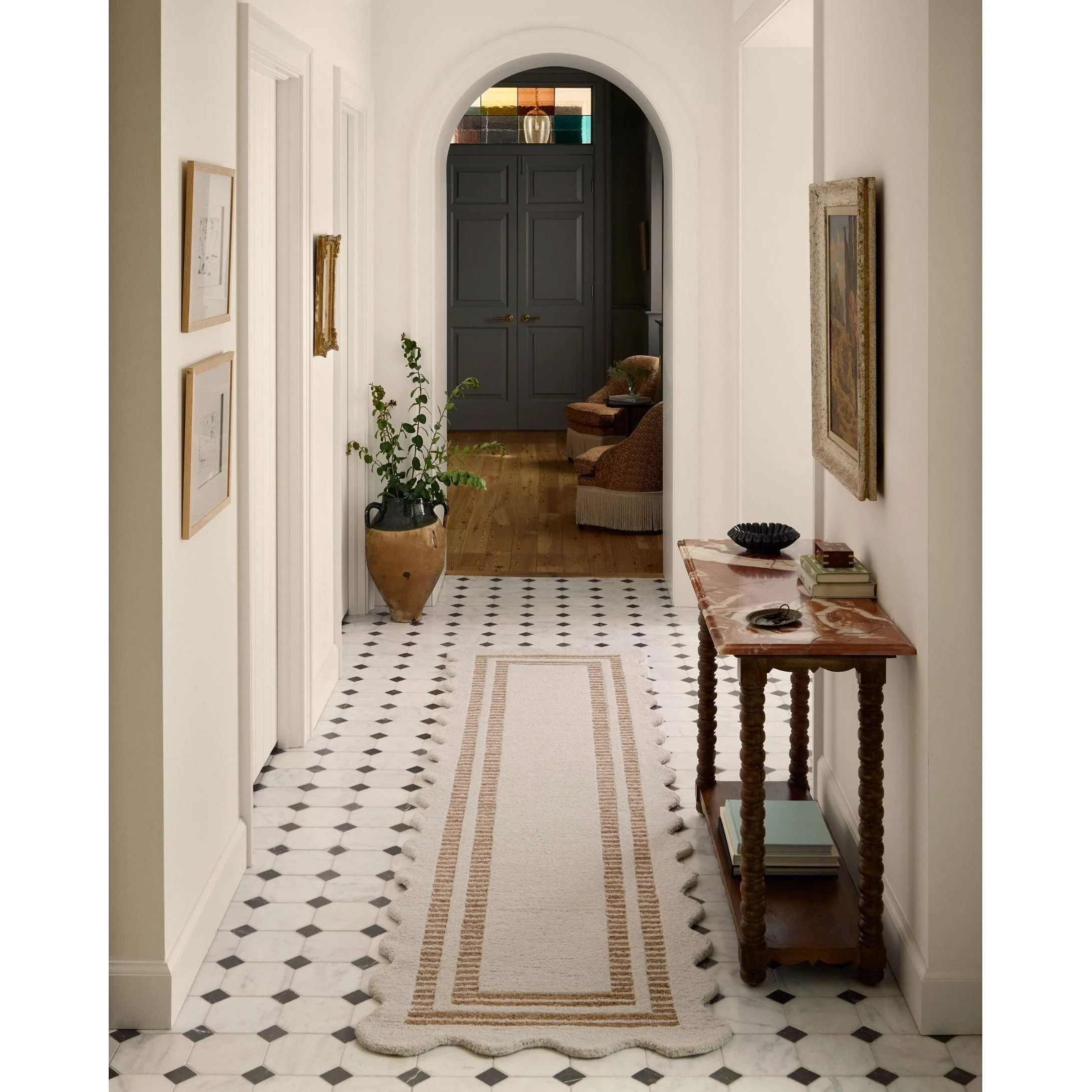 Scottie Ivory / Rust Rug | Chris Loves Julia x Loloi - Image 3