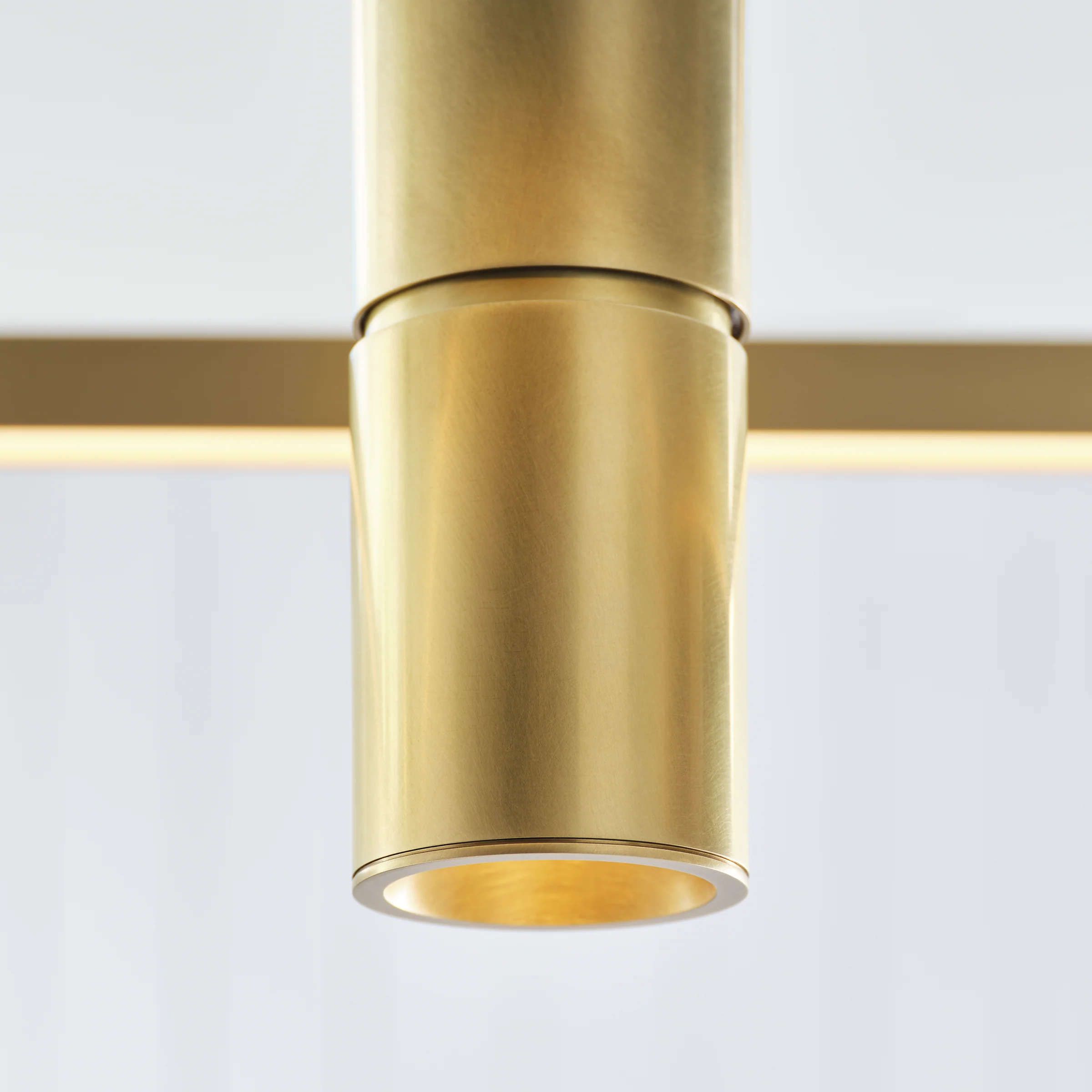 Stagger Halo 50 Linear Suspension - Image 3