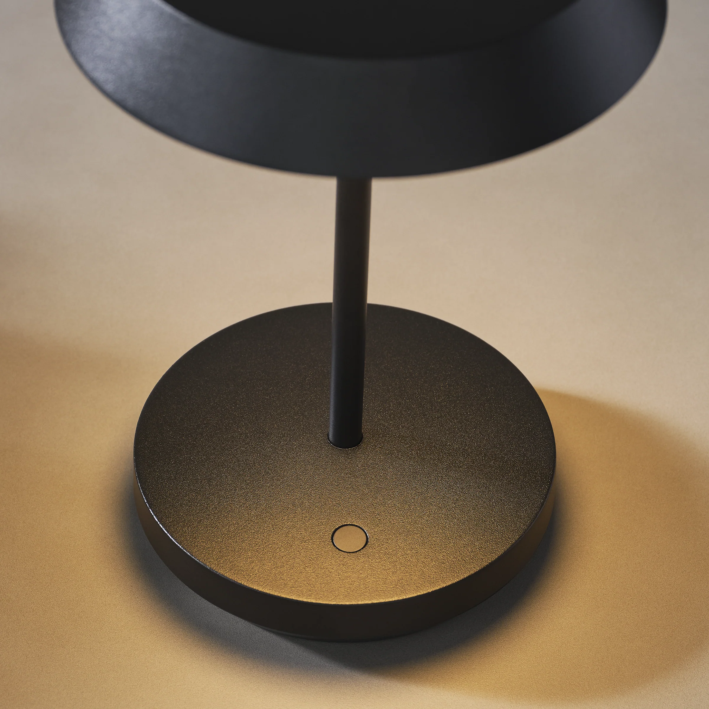 Tepa Short Accent Rechargeable Table Lamp - Image 16