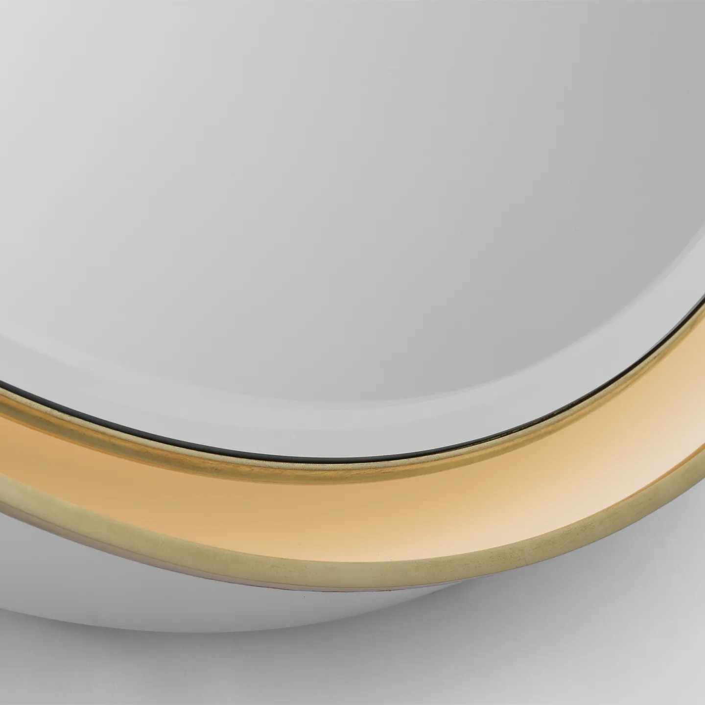 Tricia 30" Illuminated Round Mirror - Image 13