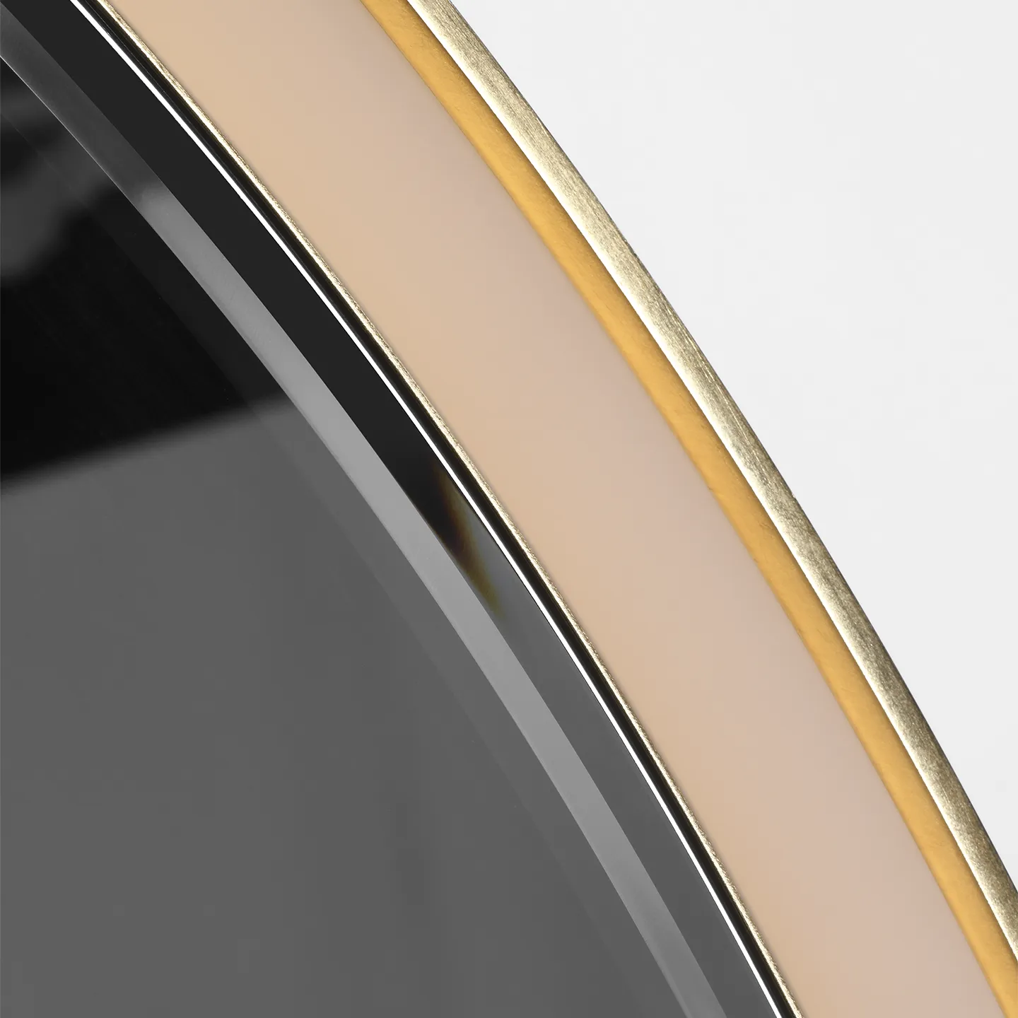 Tricia 30" Illuminated Round Mirror - Image 4