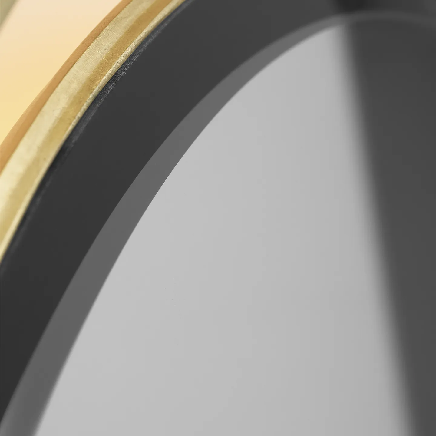Tricia 30" Illuminated Round Mirror - Image 9