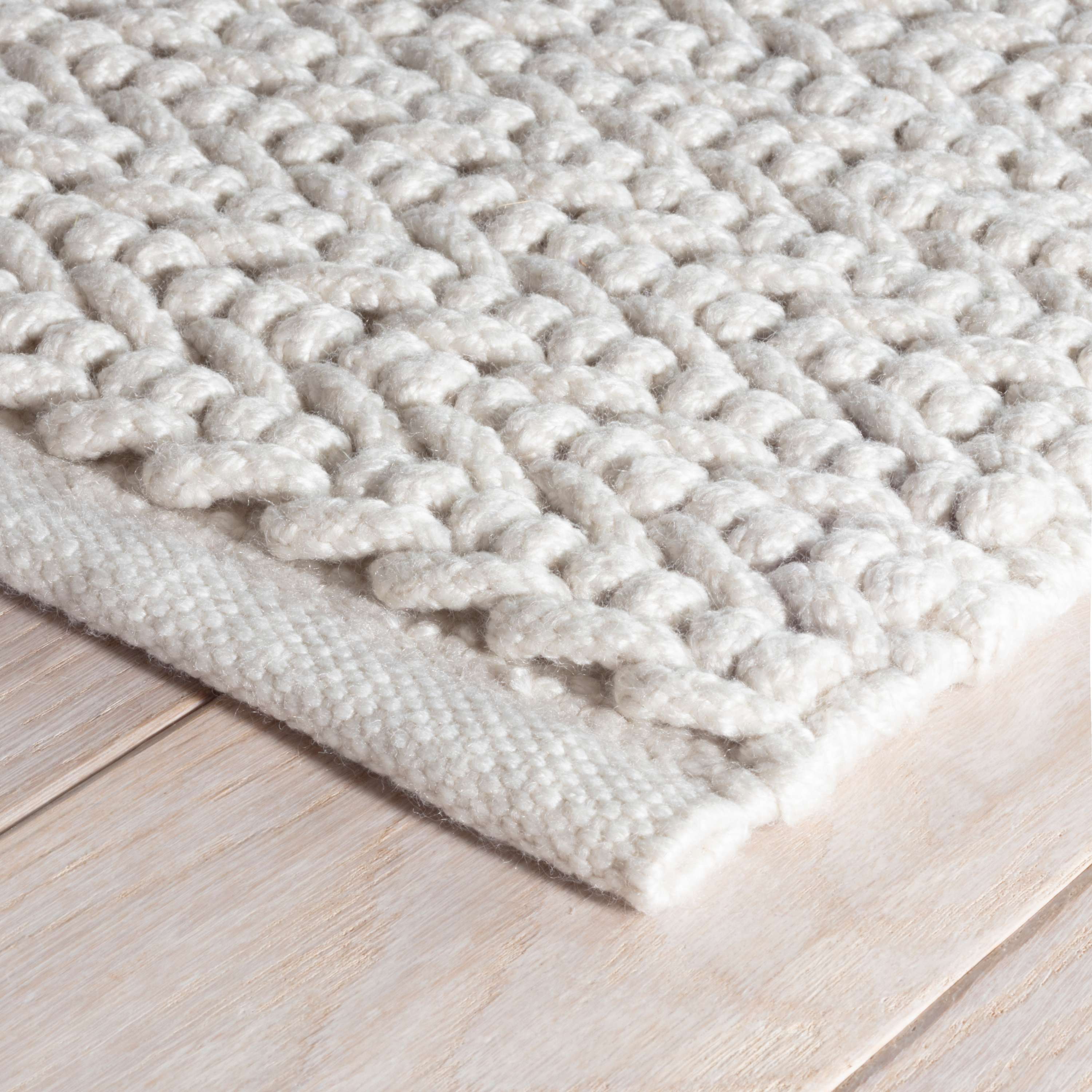 Veranda Ivory Indoor/Outdoor Rug - Image 4