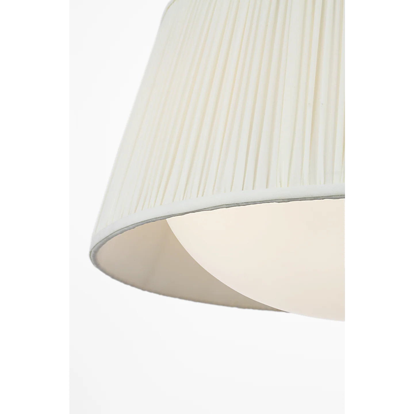 Vilera Three Light Pendant - Image 5
